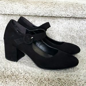 Pop women's shoes size 9M